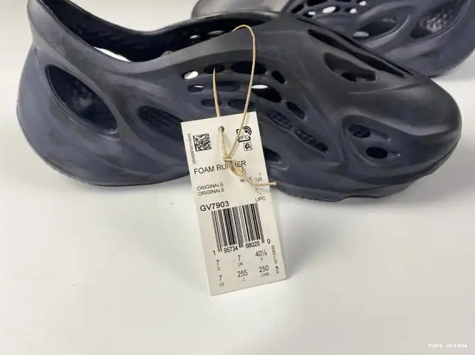 hype RNNR Adidas Mineral Blue GV7903 Yeezy Foam 0515